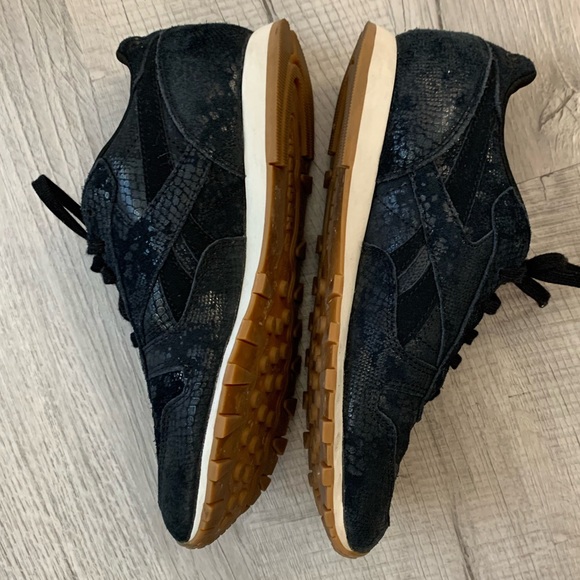 Reebok sparkly black sneakers - Picture 4 of 4